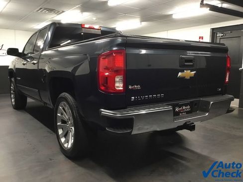 Used 2018 Chevrolet Silverado 1500 LTZ AWD/4WD image 8