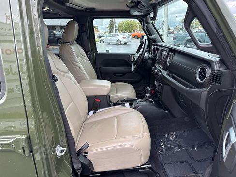 Used 2023 Jeep Wrangler Unlimited Sahara w/ Cold Weather Group image 13