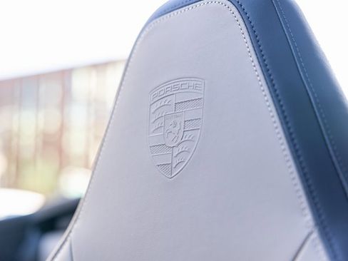 Used 2025 Porsche 911 Carrera image 27