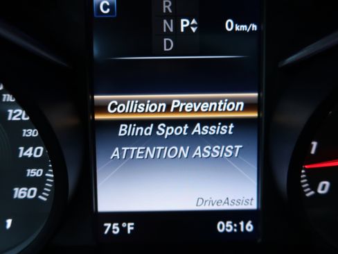 Used 2016 Mercedes-Benz GLC 300 image 24