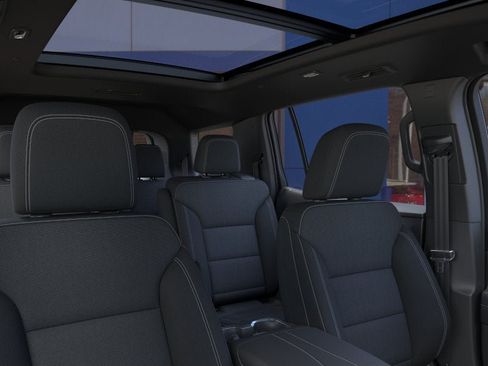 New 2026 Chevrolet Traverse LT w/ Sun and Wheel Package AWD/4WD image 24
