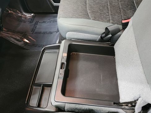 Used 2019 RAM 1500 Big Horn image 23