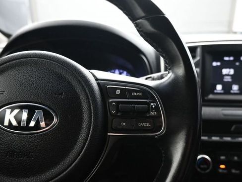 Used 2018 Kia Sportage EX image 16