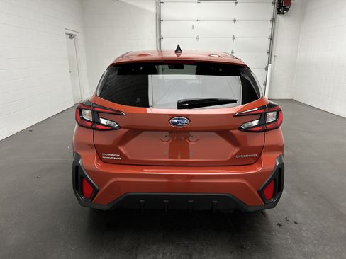 Used 2024 Subaru Crosstrek 2.0i AWD/4WD image 7