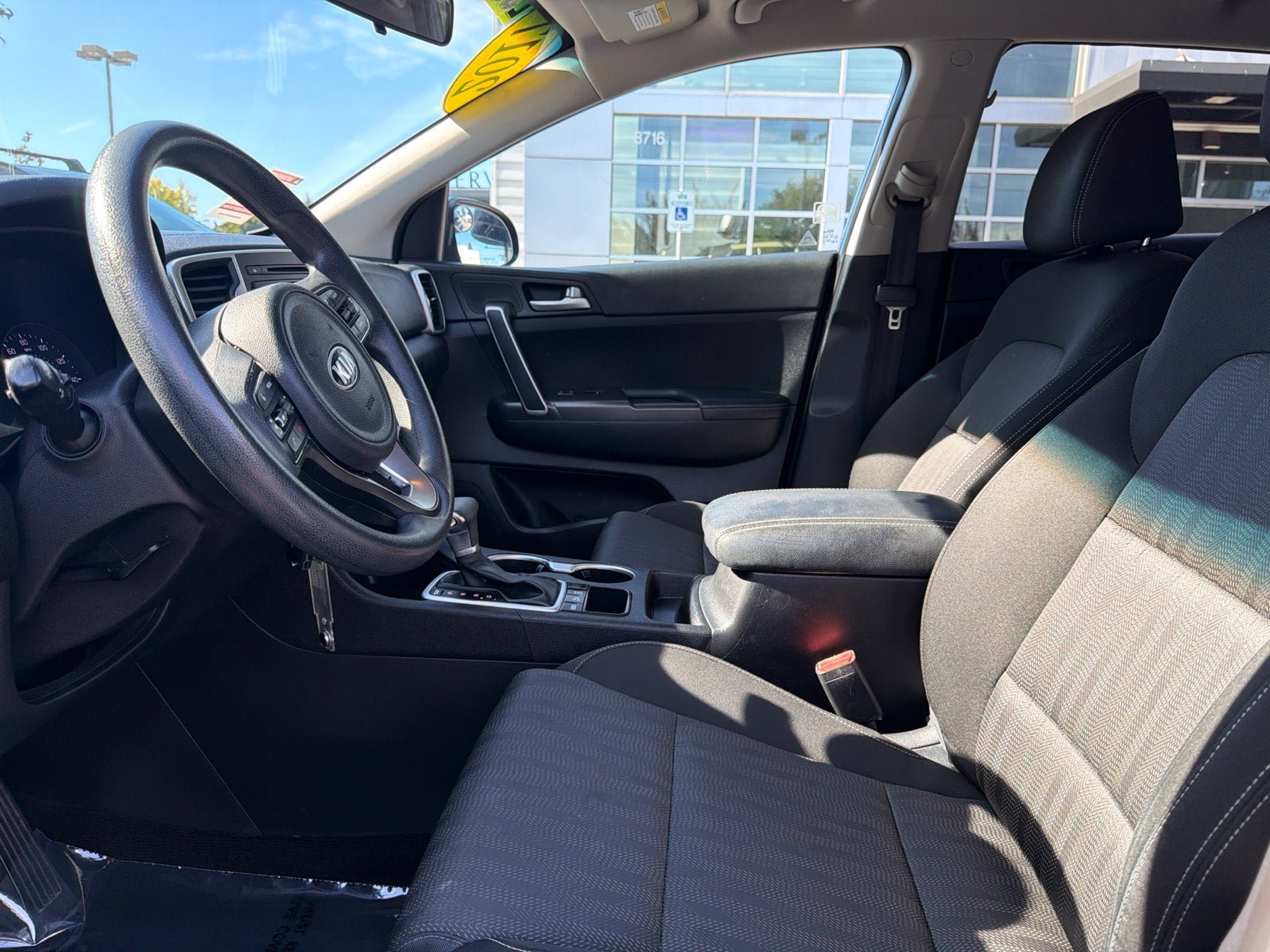Used 2017 Kia Sportage LX AWD/4WD image 6