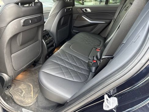 Used 2024 BMW X5 xDrive40i w/ M Sport Package AWD/4WD image 13