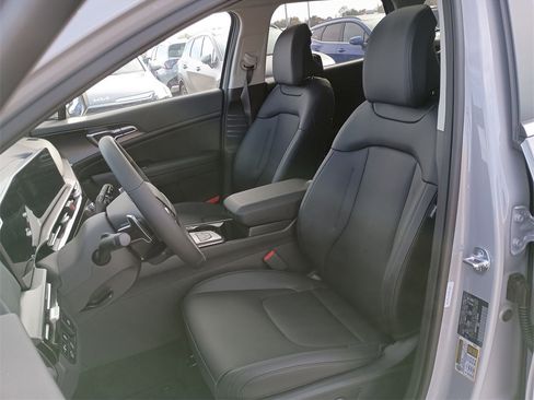 New 2026 Kia Sportage EX w/ EX Panoramic Sunroof Package image 17