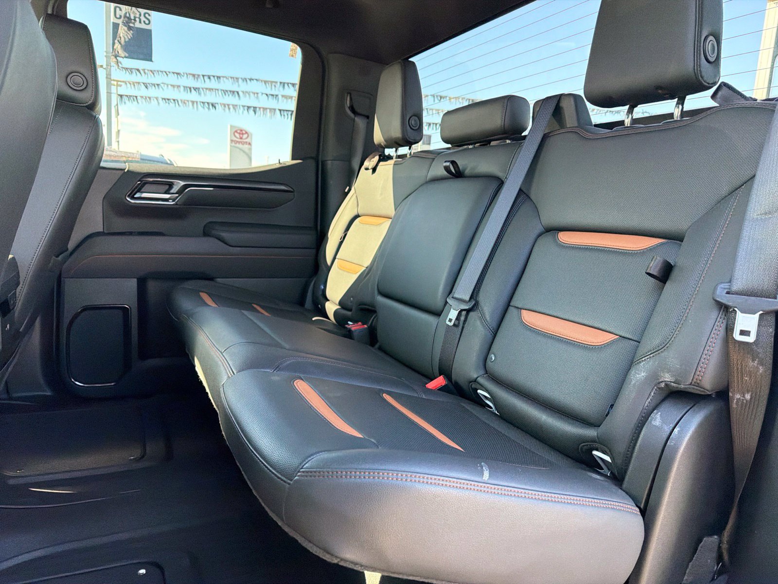 Used 2025 GMC Sierra 1500 AT4 AWD/4WD image 12