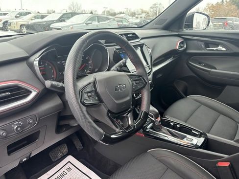 Used 2023 Chevrolet TrailBlazer RS w/ Convenience Package image 13