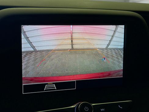 Used 2022 Chevrolet Camaro LT RWD image 15