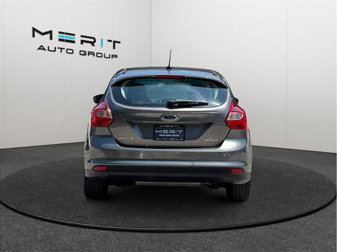 Used 2014 Ford Focus SE FWD image 8