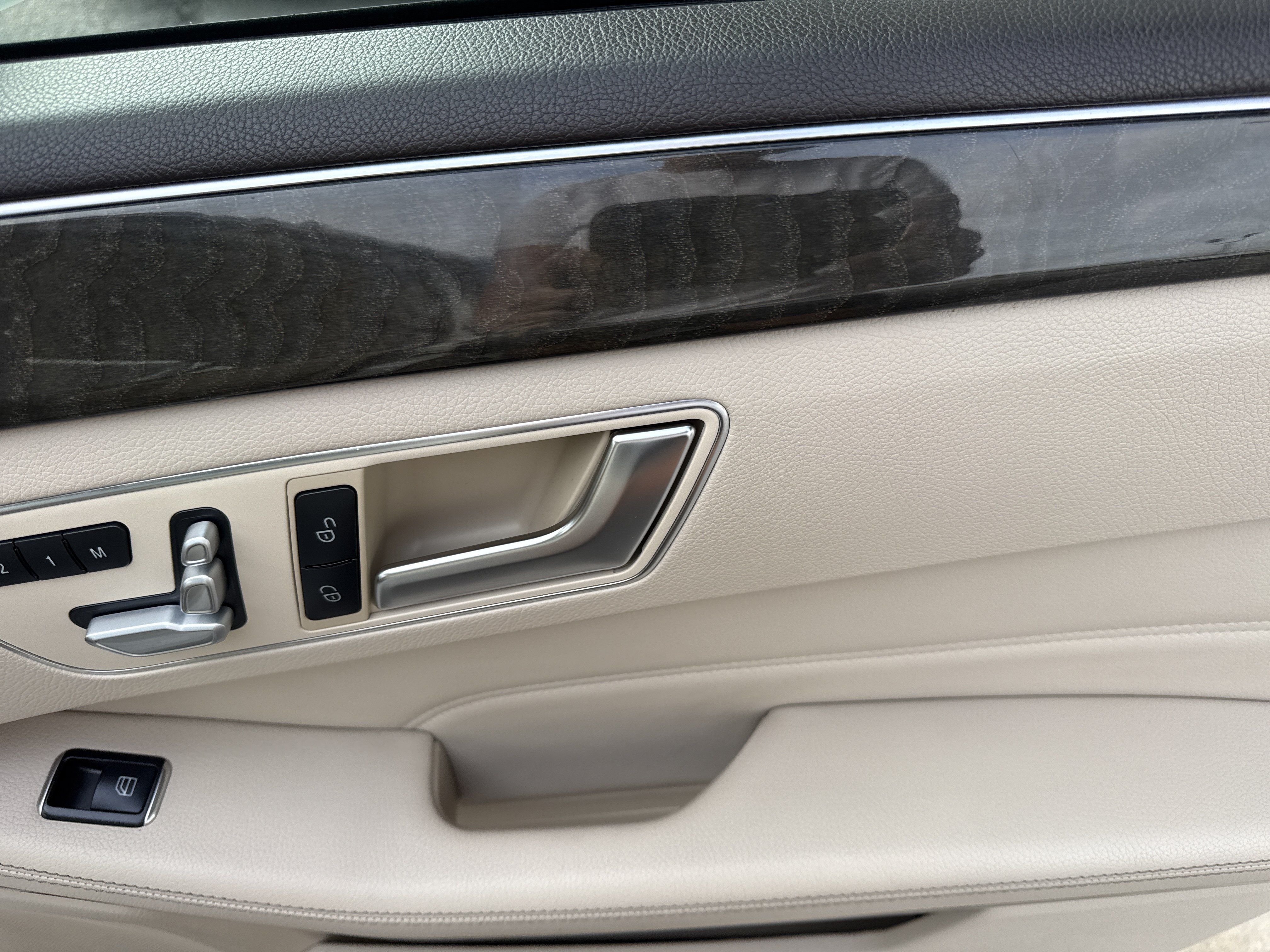 Used 2015 Mercedes-Benz E 350 Sedan image 17