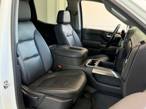 Used 2021 Chevrolet Silverado 1500 LT Trail Boss w/ Convenience Package II AWD/4WD image 19