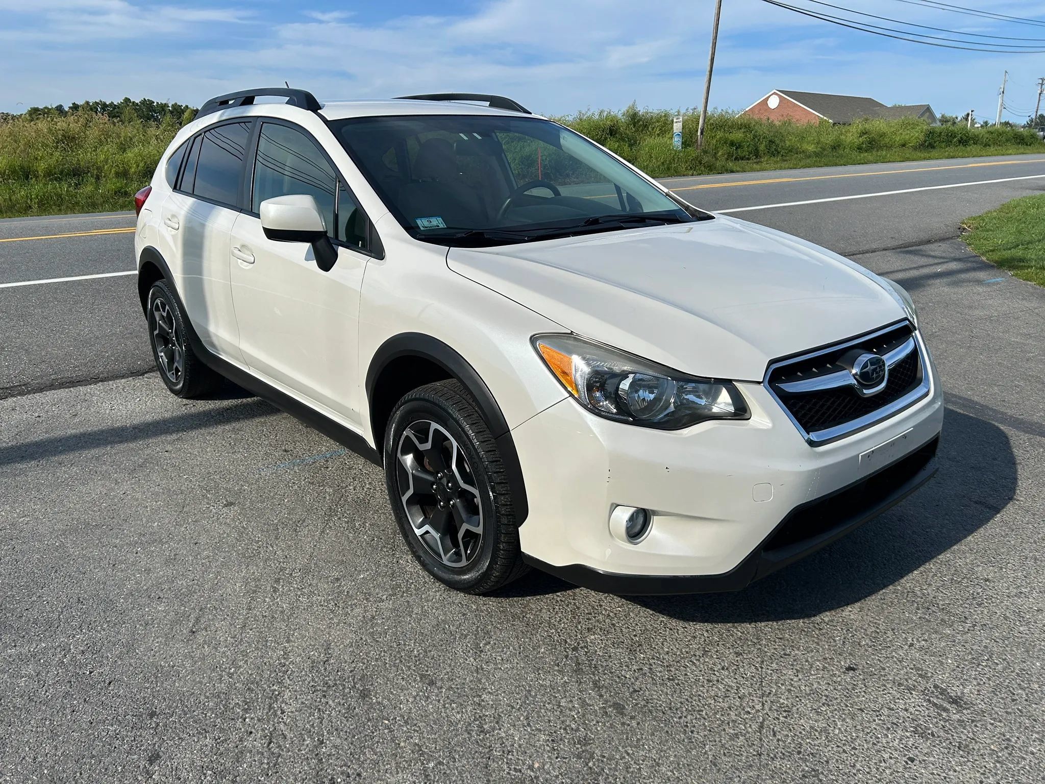 Used 2014 Subaru Crosstrek 2.0i Premium AWD/4WD image 3