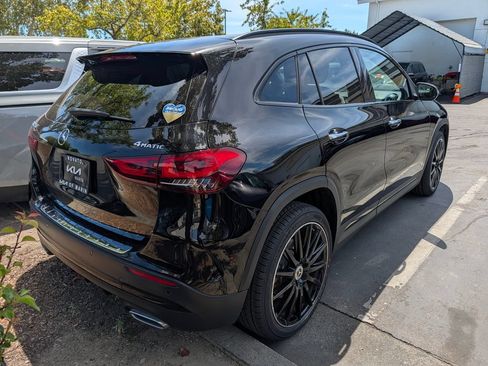 Used 2022 Mercedes-Benz GLA 250 4MATIC image 3