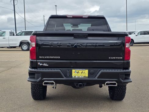 Used 2026 Chevrolet Silverado 1500 Custom Trail Boss AWD/4WD image 6