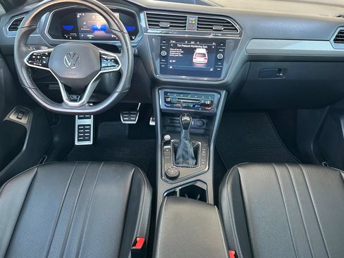 Used 2022 Volkswagen Tiguan SE R-Line AWD/4WD image 14