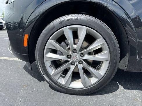 Used 2022 Buick Envision Avenir w/ Technology Package II FWD image 10