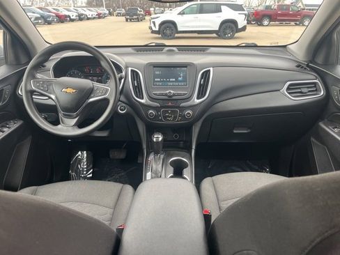 Used 2018 Chevrolet Equinox LT image 46