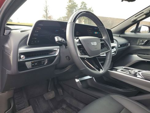 Certified 2024 Cadillac Lyriq Luxury w/ LPO, Floor Liner Package image 11