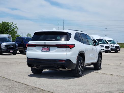 Used 2026 Buick Enclave Sport Touring FWD image 7