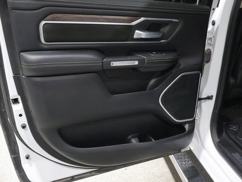 Used 2020 RAM 1500 Laramie AWD/4WD image 18
