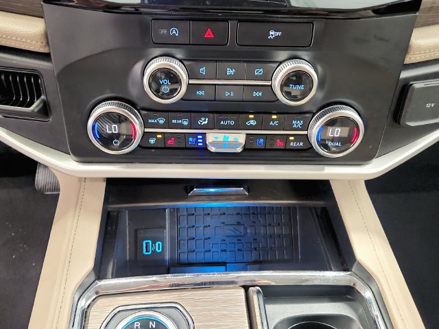 Used 2024 Ford Expedition Limited RWD image 38