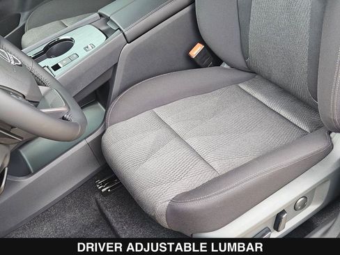 New 2026 Nissan Rogue SV FWD image 16