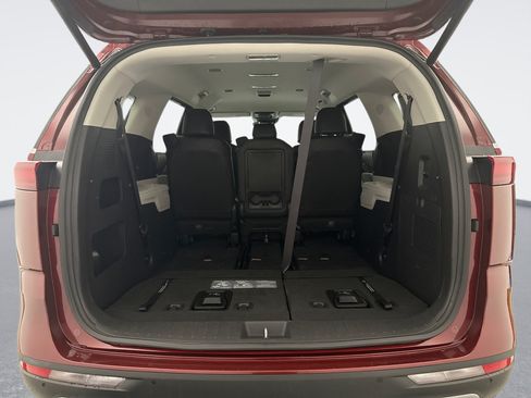 Used 2024 Kia Carnival EX FWD image 23