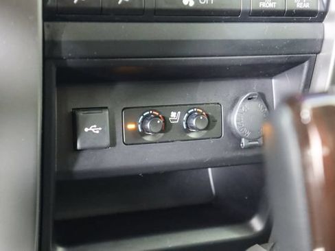 Used 2023 Toyota 4Runner Limited AWD/4WD image 52