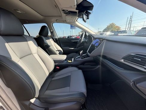 Used 2024 Subaru Outback Onyx Edition image 8