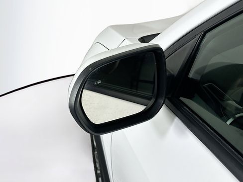 Used 2025 Chevrolet Equinox LT image 16