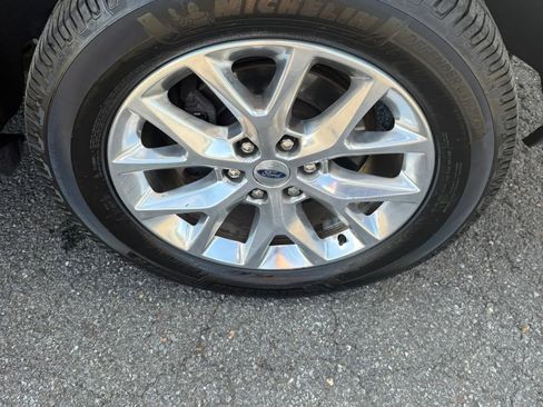 Used 2016 Ford Expedition EL Limited w/ Equipment Group 301A image 12