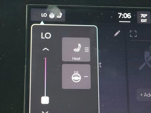 New 2025 Jeep Grand Cherokee Altitude image 23