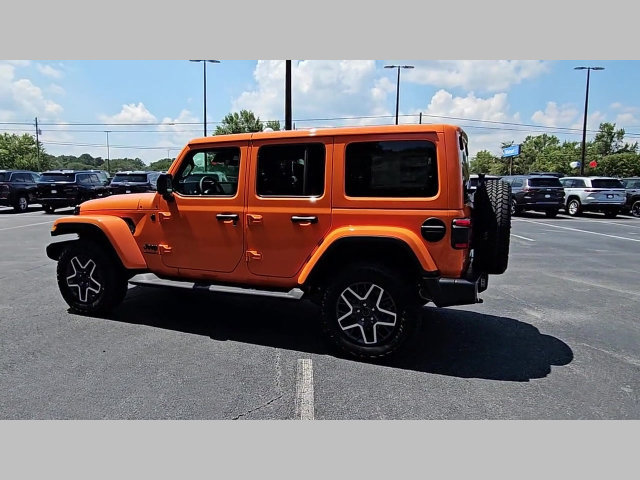 New 2025 Jeep Wrangler Unlimited Sahara AWD/4WD image 26