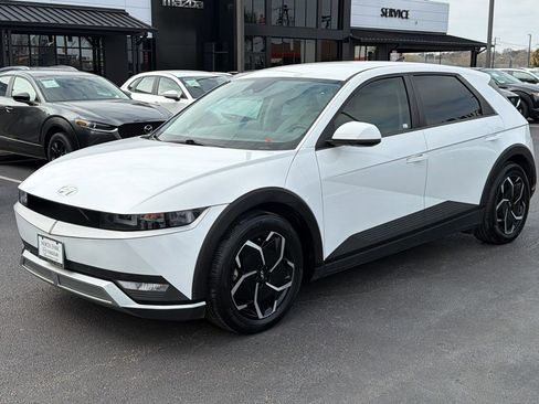 Used 2023 Hyundai Ioniq 5 SEL image 4