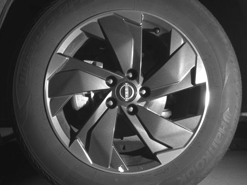 Used 2025 Nissan Rogue SV image 11
