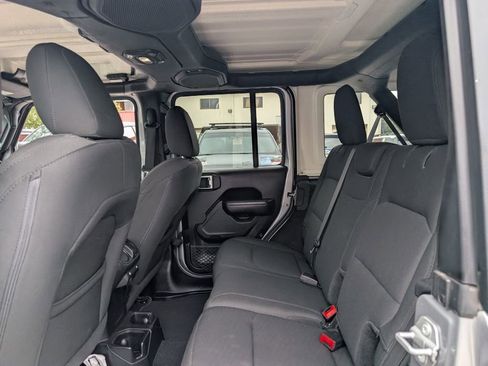 Certified 2018 Jeep Wrangler Unlimited Sport S AWD/4WD image 14
