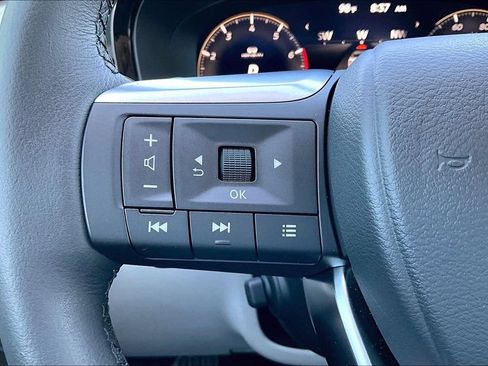 Used 2026 INFINITI QX60 Luxe w/ Cargo Package FWD image 18