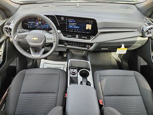 New 2026 Chevrolet Equinox LT w/ Safety and Technology Package FWD image 16