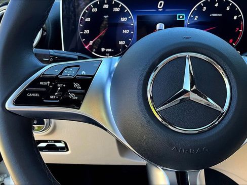 Certified 2022 Mercedes-Benz C 300 4MATIC Sedan image 20