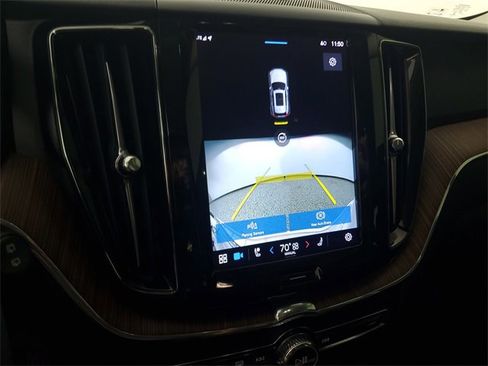 Used 2023 Volvo XC60 B5 Plus w/ Protection Package Premier image 29