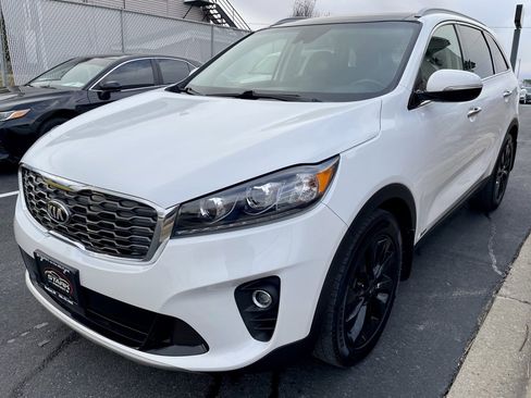 Used 2020 Kia Sorento EX image 4
