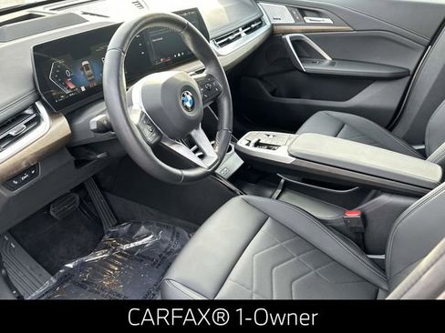 Certified 2025 BMW X1 xDrive28i w/ Technology Package image 2