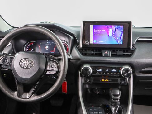 Used 2024 Toyota RAV4 LE image 17