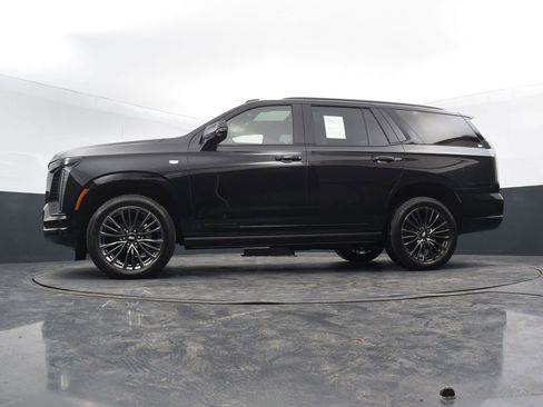 Certified 2025 Cadillac Escalade Sport Platinum w/ LPO, Floor Liner Package image 58