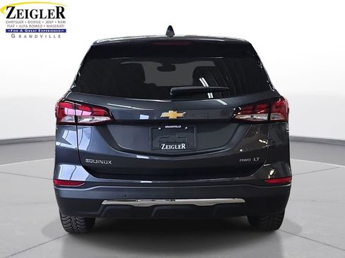Used 2023 Chevrolet Equinox LT w/ Driver Convenience Package AWD/4WD image 6