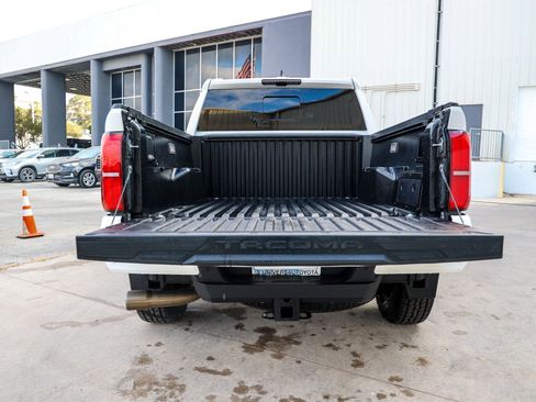 Used 2024 Toyota Tacoma TRD Off-Road image 12