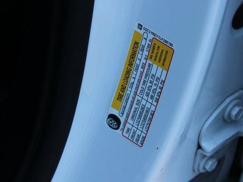 Used 2020 Chevrolet Silverado 2500 High Country w/ Z71 Off-Road Package image 31