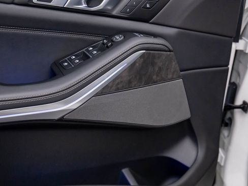 Certified 2025 BMW X5 M60i w/ Climate Comfort Package image 15